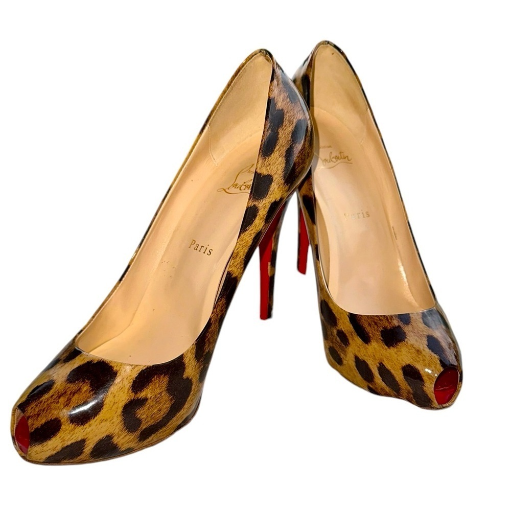 CHRISTIAN LOUBOUTIN Patent Leather Cheetah Print Peep Toe Platform Heels sz39.5